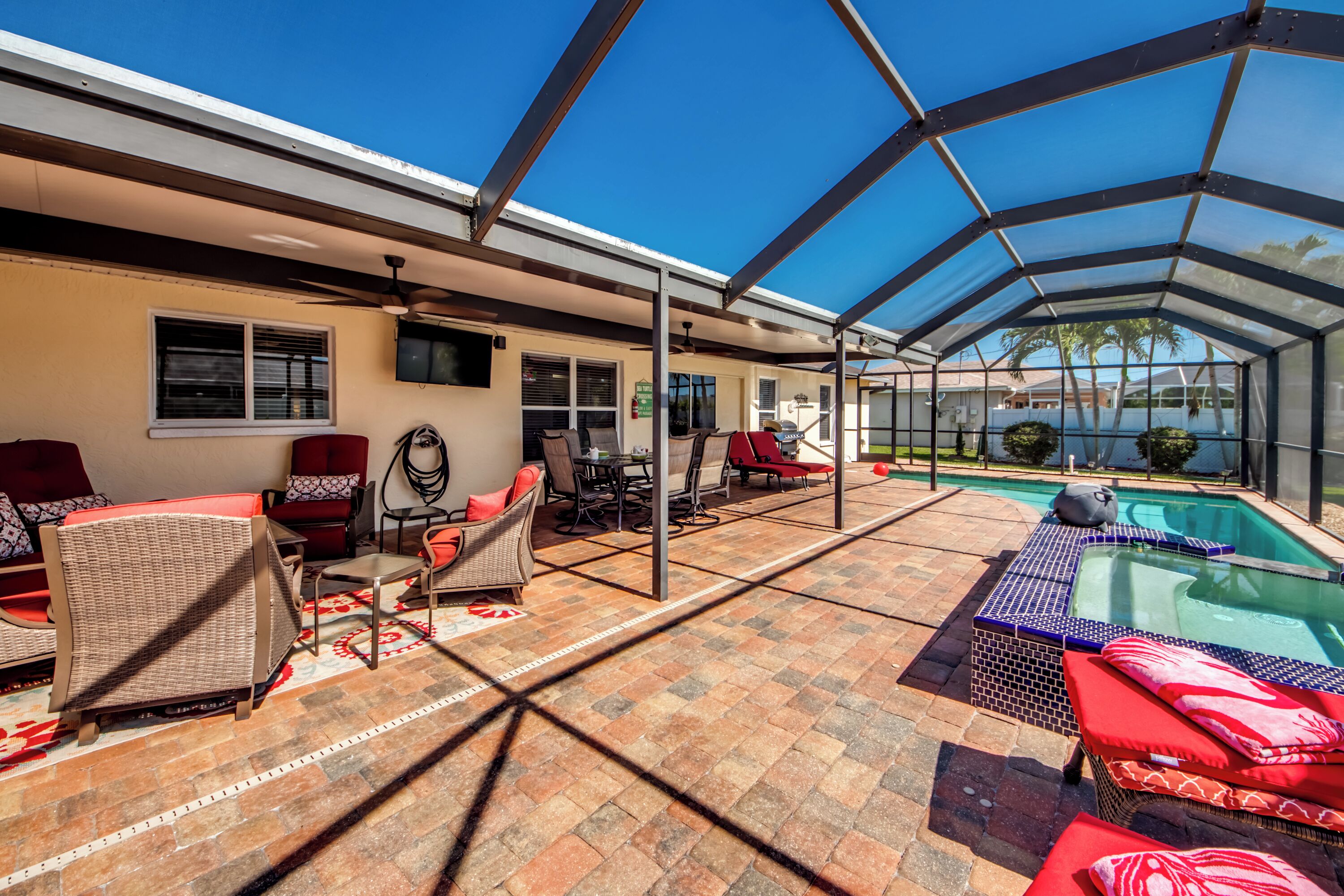 Private pool-jacuzzi-free WiFi-BBQ-Bicycle