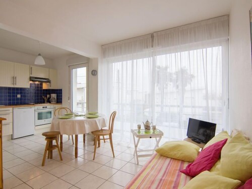 Le Domino by Interhome