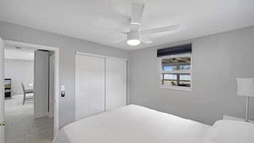 3 bedrooms, iron/ironing board, travel cot, free WiFi