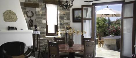 تناول الطعام