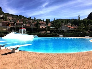 Pool - Traditional cottage with terrace, pets allowed (La Tuilière)