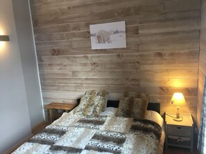 1 chambre, Wi-Fi gratuit, draps fournis