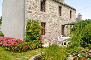 Garden - Homerez - House in Ploudalmézeau (Ploudalmézeau)
