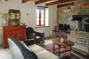 TV - Homerez - House in Ploudalmézeau (Ploudalmézeau)