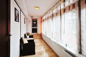 Lobby sitting area - Dworek Familijny (Kolobrzeg)