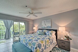 2 bedrooms, internet, bed sheets - Pool Access, Walk to Manatee Beach: Coastal Condo (Holmes Beach)