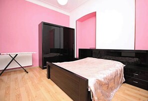 1 bedroom