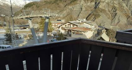Homerez - Studio in Allos - Bergblick