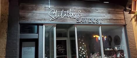 Esterni