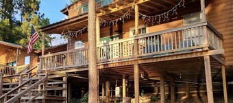 Cabin #5 on Lake Livingston, Onalaska, Texas