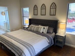 3 bedrooms, iron/ironing board, free WiFi, bed sheets