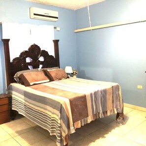 1 makuuhuone, silitysrauta/-lauta, Wi-Fi, vuodevaatteet