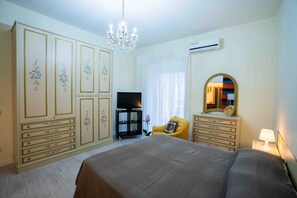 1 chambre, coffres-forts dans les chambres, Wi-Fi, draps fournis