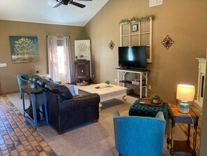 Smart TV, Netflix, DVD player, table football