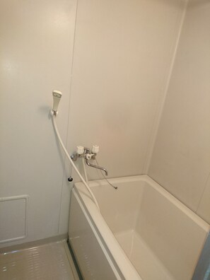 Classic Apartment, Multiple Beds, City View | Bathroom - WorldBridge Japan 1F Katsushika Aoto (Tokyo)