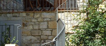 Spacious home on beautiful Tuscan vineyard. Near Florence.