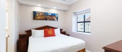 2 Schlafzimmer, Zimmersafe, Bügeleisen/Bügelbrett, WLAN