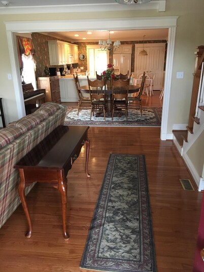 Downtown Abode  Your home away from home 