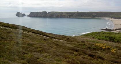 Talo 4 henkilöä, Camaret-sur-merin keskusta