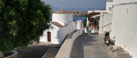 شرفة/رواق