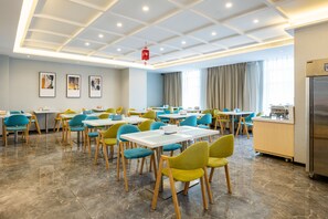 Bữa sáng buffet hàng ngày (20 CNY/mỗi người) 