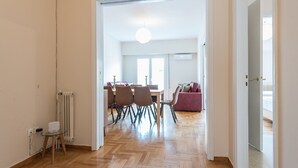 Dining - Athens Crown Paradise Apartments (Athina)