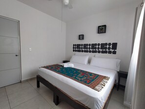 4 bedrooms, desk, iron/ironing board, free WiFi