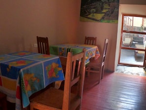 Breakfast area - Hospedaje Bazalar (Cusco)