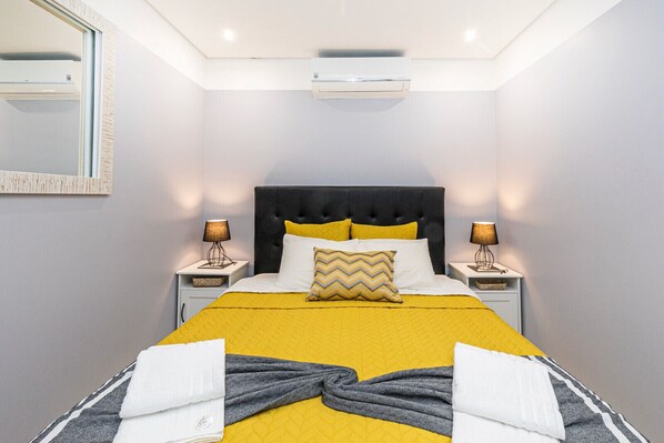 1 chambre, fer et planche à repasser, Wi-Fi gratuit, draps fournis