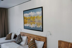 Comfort Quadruple Room, Terrace | Desk, soundproofing, iron/ironing board, free WiFi - Apple Hostel (Bishkek)
