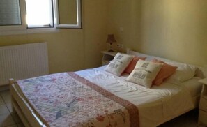 In-room safe, iron/ironing board, free WiFi, bed sheets - The Olive Grove (Zakynthos)