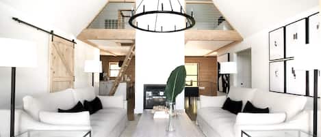 Smart-TV, Kamin, DVD-Player