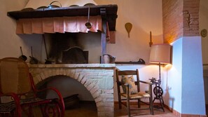 Interior detail - (Radicofani)