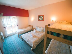 In-room safe, free WiFi, bed sheets