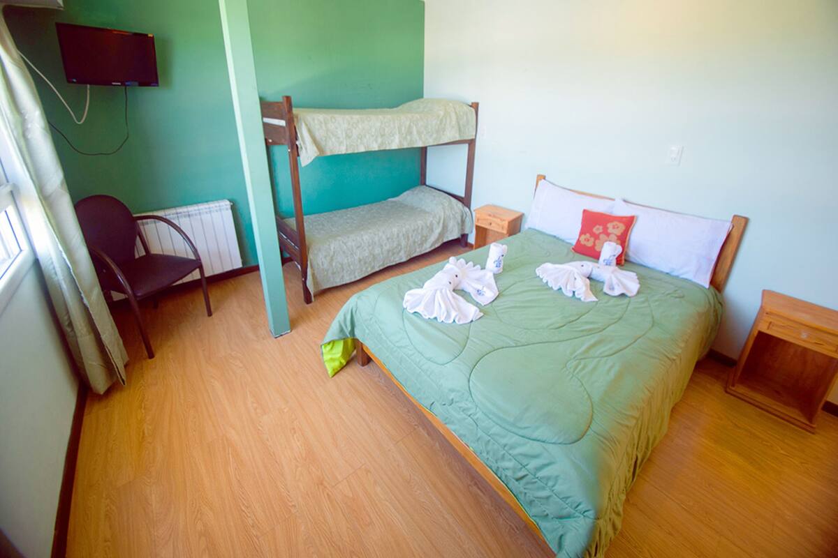 In-room safe, free WiFi, bed sheets