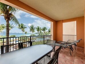 Outdoor dining - 3BR/3BA Ritz Carlton for the holidays! Top Floor!!! Best View!!! (Saint Thomas)
