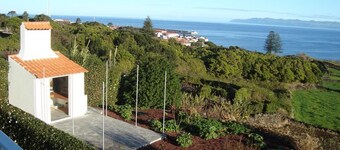 Pico Hollidays Rentals / Apt. CASA do CANTO -  PICO mountain and sea views