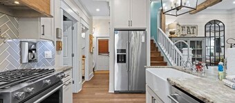 "Let It Be" - Golf Cart Included - Deeded Beach Access - Community Pool- Sleeps 12