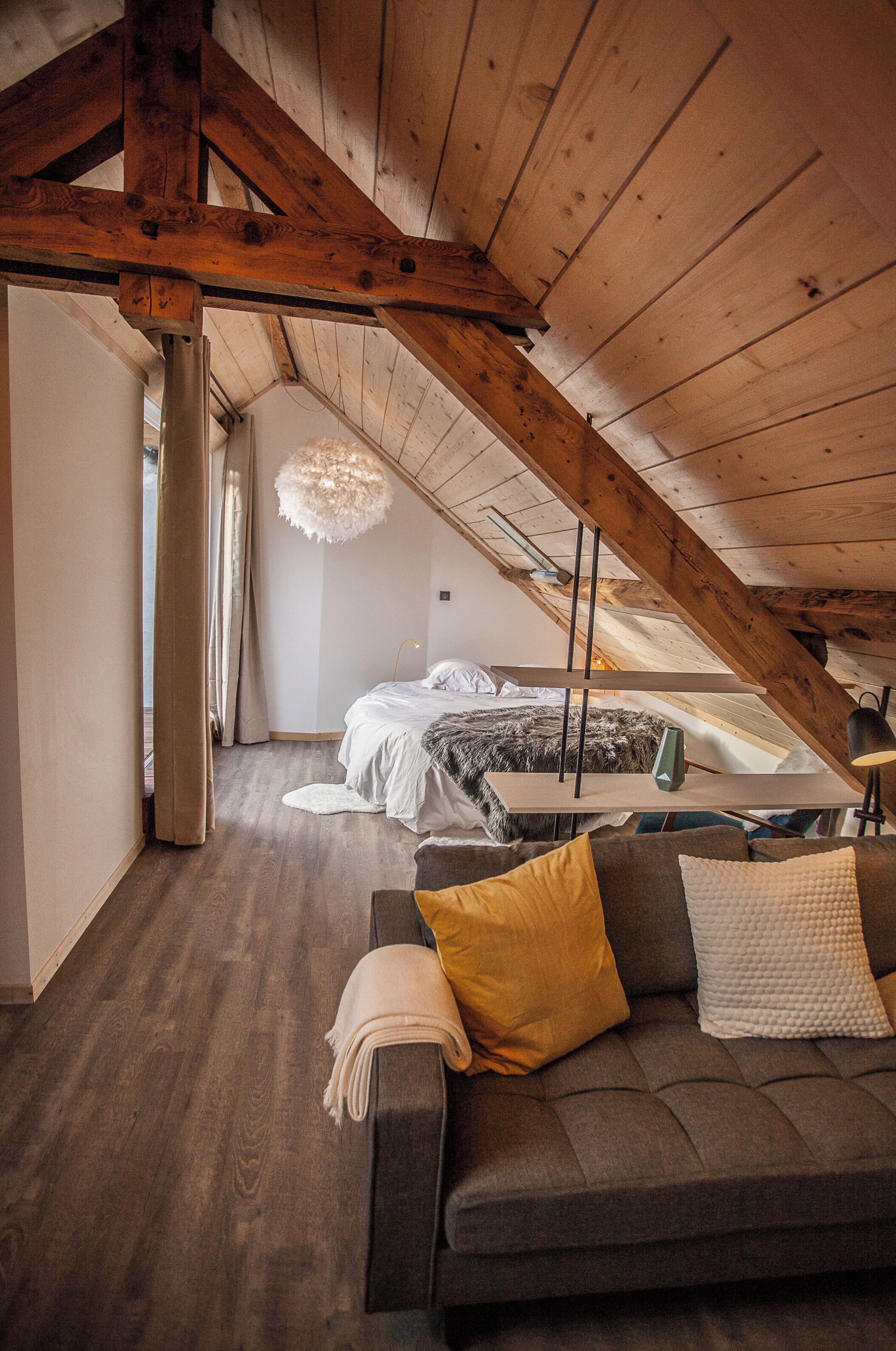 1 chambre, fer et planche à repasser, accès au Wi-Fi (inclus)