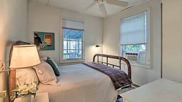 4 Schlafzimmer, BĂŒgeleisen/BĂŒgelbrett, Internetzugang, BettwĂ€sche