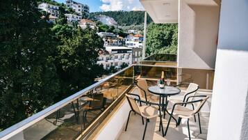 Comfort Apartment, City View | Balcony