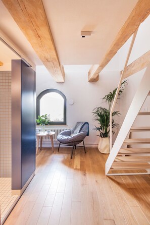 Comfort Apartment, River View (2) | Living room