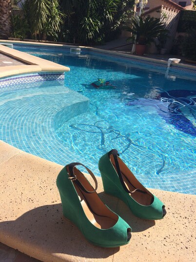 240m2 family villa with swimming pool