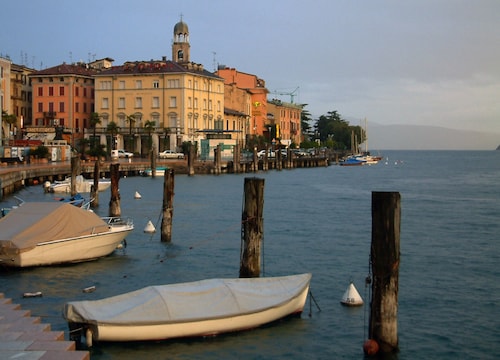 Holiday Home from the 15 century in the historic centre of Muslone