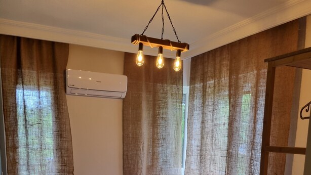 Kamar Double Standar, 1 Tempat Tidur Queen, balkon, pemandangan kebun | Wi-Fi gratis dan seprai linen
