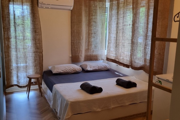 Standard Double Room, 1 Queen Bed, Balcony, Garden View | Free WiFi, bed sheets