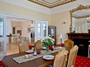 Dining - Riviera Mansion, Torquay (Torquay)