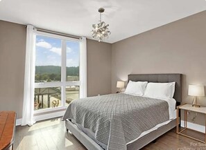 2 habitaciones, tabla de planchar con plancha, wifi y ropa de cama