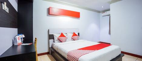 Deluxe Double Room | Desk, free WiFi