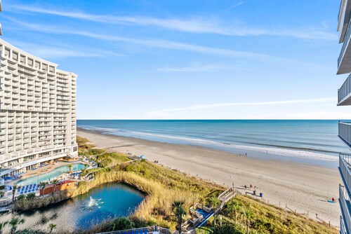 Oceanfront family fun, multiple pools, great views + Free Attraction Tickets!